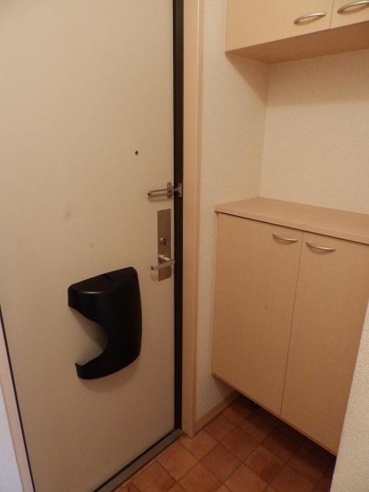 拡大写真:リッシハウス B棟 1階101の玄関
