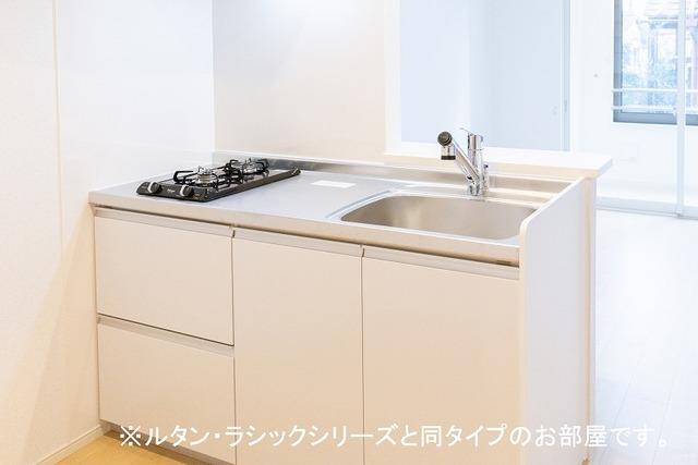 拡大写真:ウナ カーサ シクーラ 2階203のキッチン(イメージ)