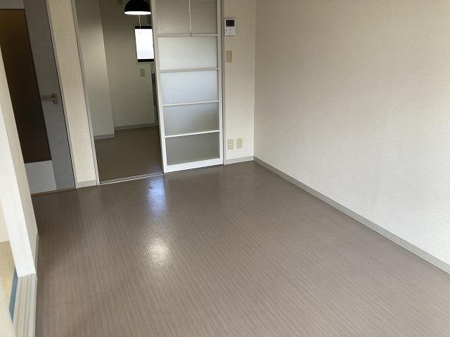 拡大写真:福島市八木田字川原内 2階202の室内