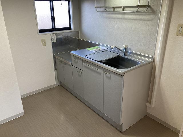 拡大写真:福島市八木田字川原内 2階202のキッチン