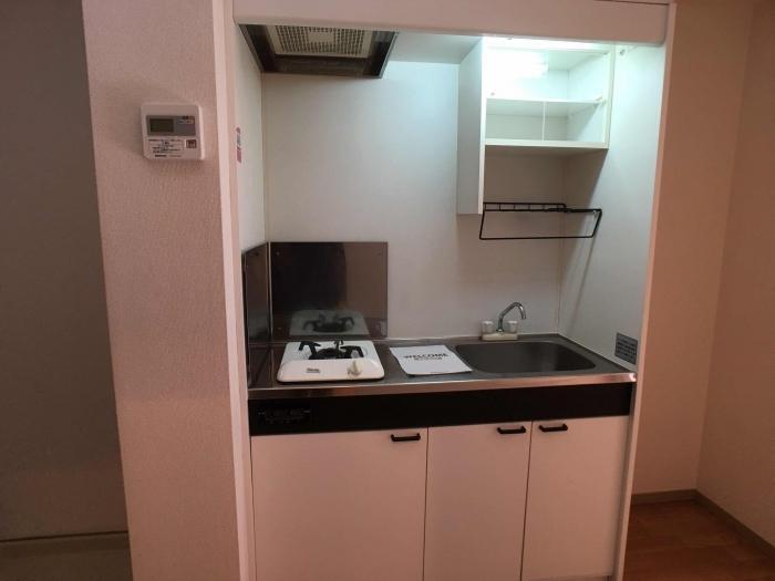 拡大写真:ヴィレッジタカミドー A 1階102のキッチン