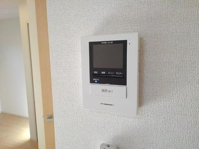 拡大写真：ベルシア 2階201のカメラ付インターホン