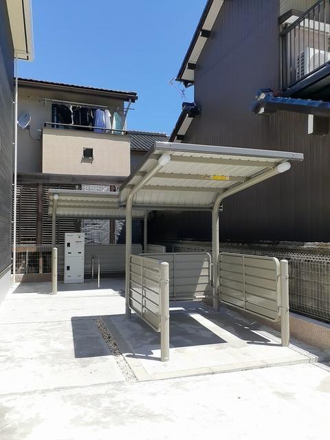 拡大写真:セレナーデ 2階201の駐輪場