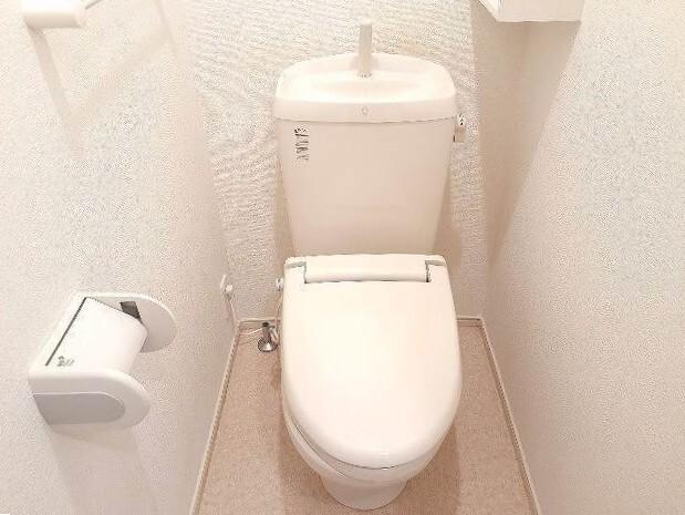 拡大写真:ツインベル 1階101のトイレ