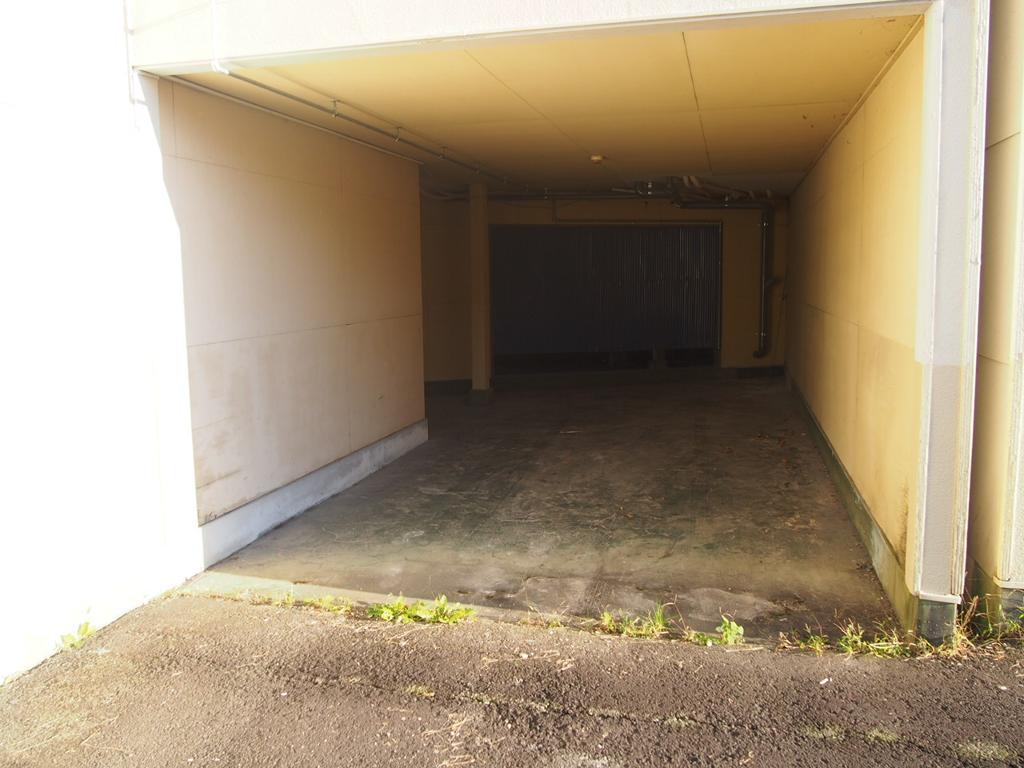 拡大写真:北佐久郡御代田町大字馬瀬口 2階5の駐車場