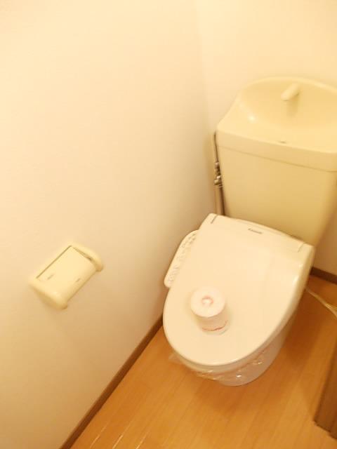 拡大写真：アルカディアコート 1階102のトイレ(イメージ)