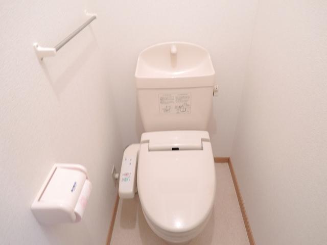 拡大写真:ベルセレーノ 1階102のトイレ(イメージ)