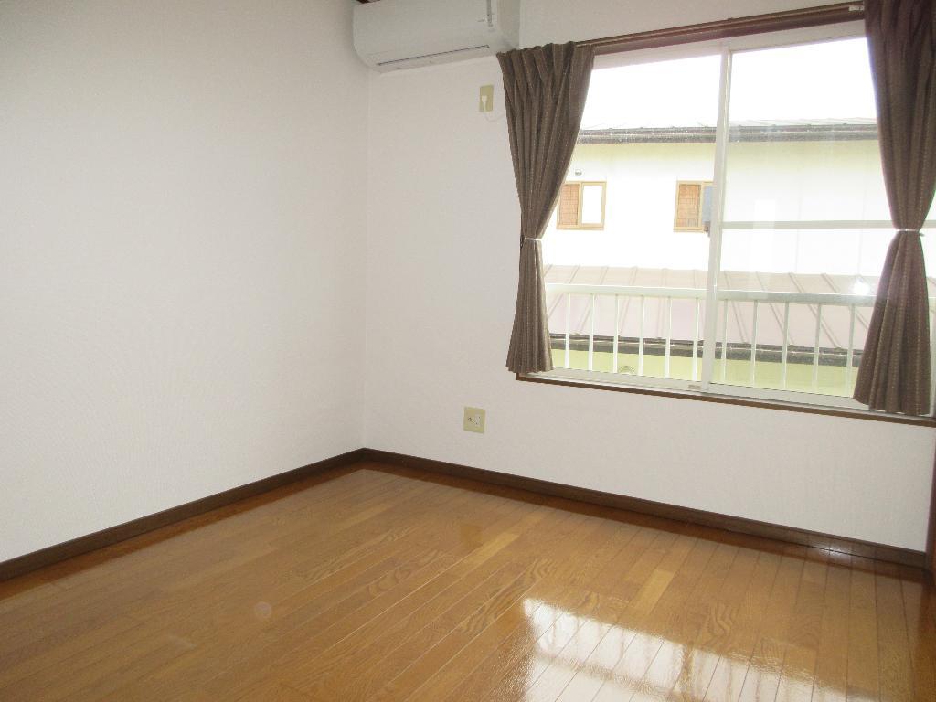 拡大写真:すまいるハイツ 2階202の室内