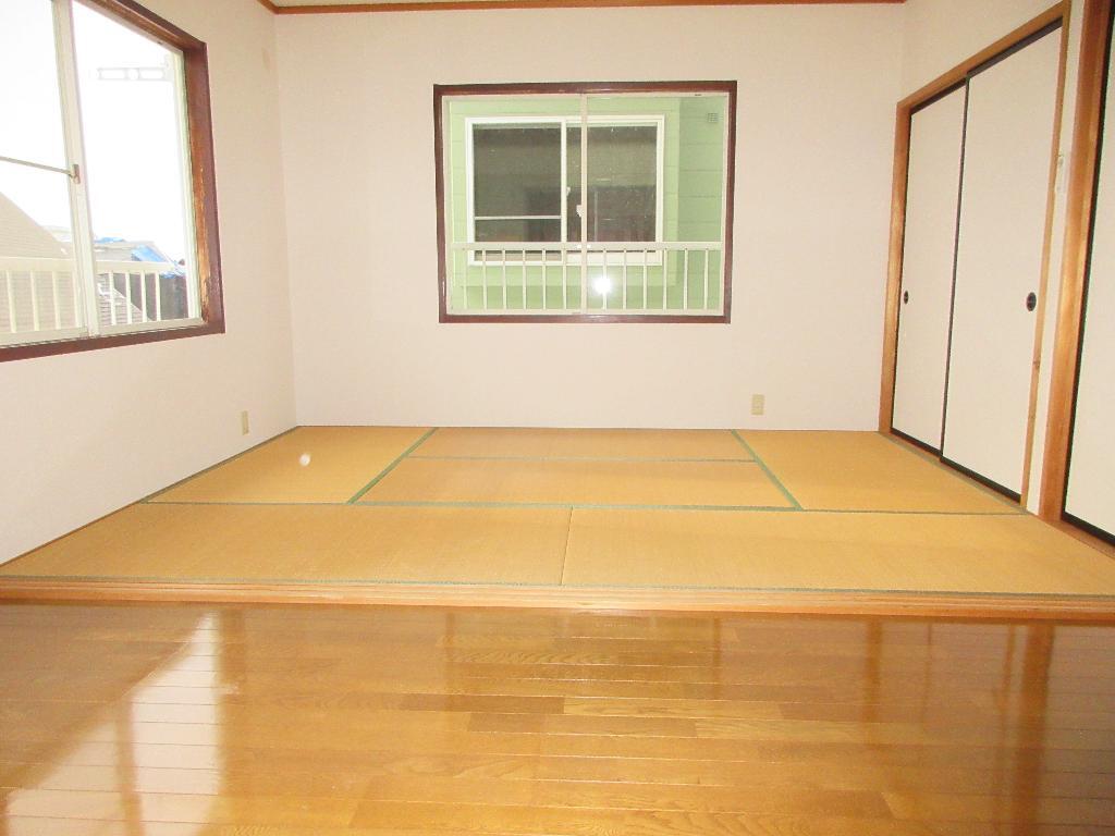 拡大写真:すまいるハイツ 2階203の室内