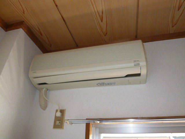 拡大写真:倉敷市笹沖 3階303のエアコン