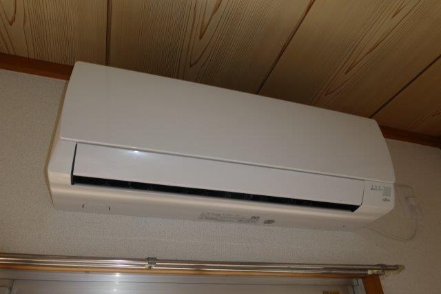 拡大写真:倉敷市笹沖 3階305のエアコン