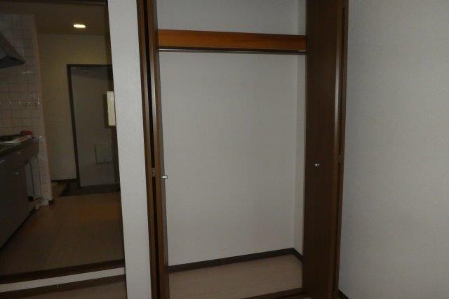 拡大写真:倉敷市田ノ上 2階203のクローゼット