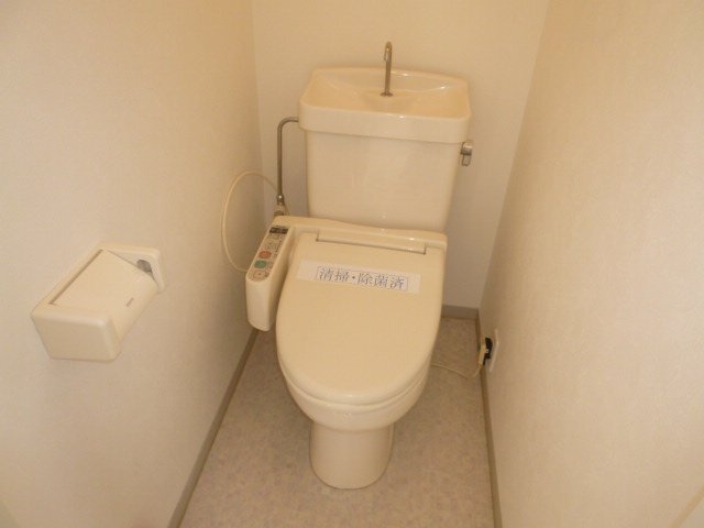 拡大写真:倉敷市藤戸町天城 2階203のシャワー付トイレ(イメージ)
