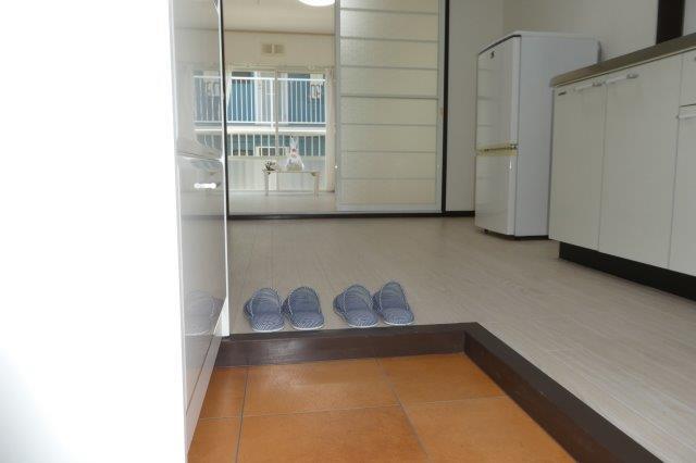 拡大写真：倉敷市藤戸町天城 2階206の玄関(イメージ)