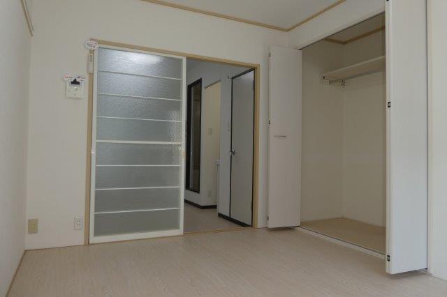 拡大写真：倉敷市藤戸町天城 2階206の洋室(イメージ)