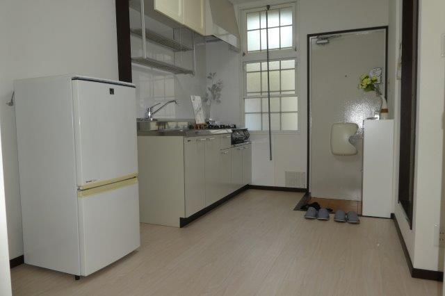 拡大写真：倉敷市藤戸町天城 2階206のキッチン(イメージ)