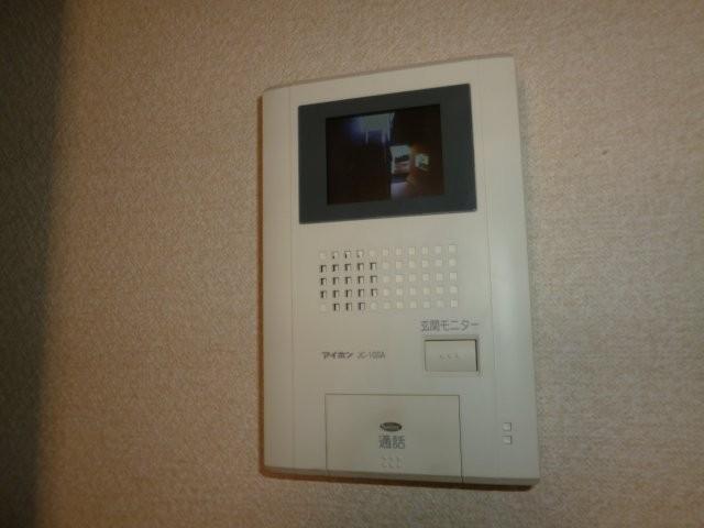 拡大写真:倉敷市福島 1階102のカメラ付インターホン