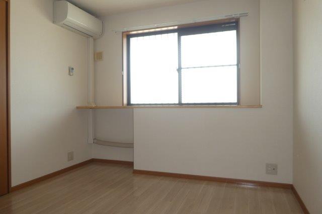 拡大写真:倉敷市上東 1階101の洋室