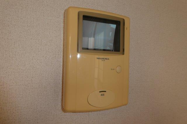 拡大写真:倉敷市水江 1階101のカメラ付インターホン