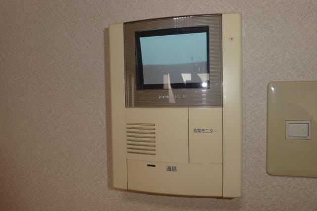 拡大写真:総社市駅南1丁目 3階301のカメラ付インターホン