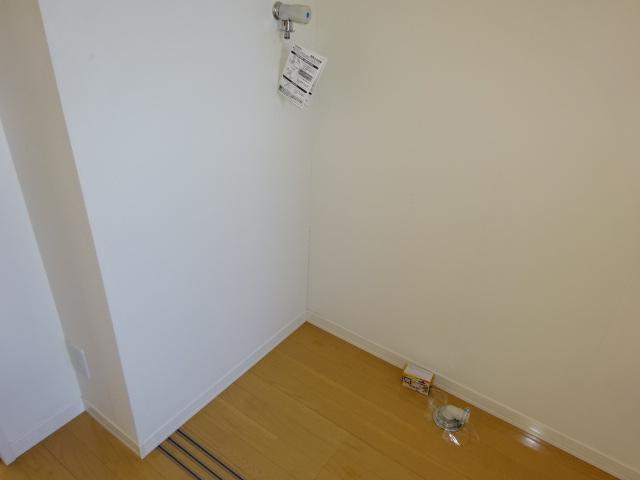 拡大写真:倉敷市美和1丁目 1階103の洗濯機置場