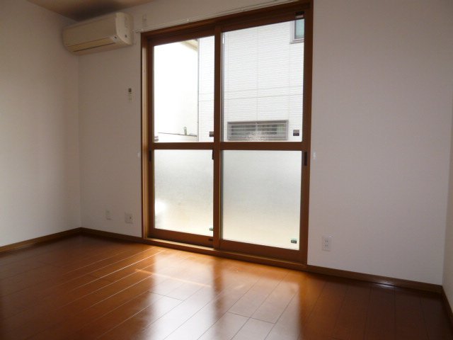 拡大写真:倉敷市大内 1階101のリビング
