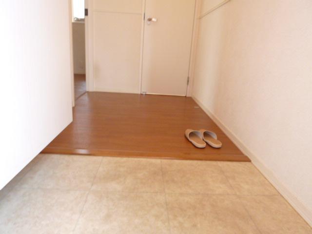 拡大写真:倉敷市福井 2階203の玄関
