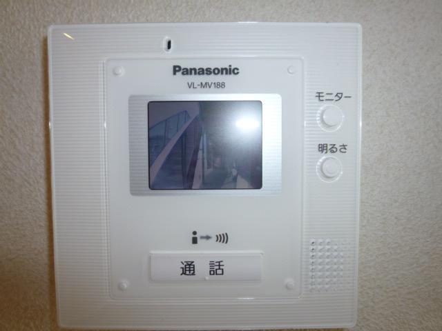 拡大写真:倉敷市福井 2階203のカメラ付インターホン