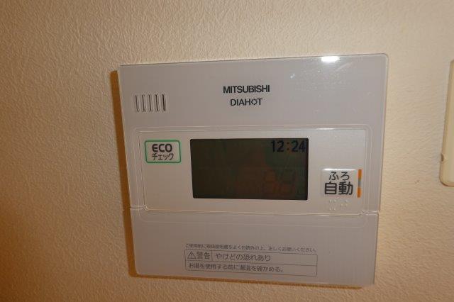 拡大写真：倉敷市川入 2階202の給湯リモコン(イメージ)