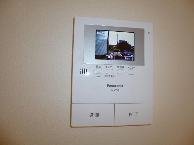 拡大写真:倉敷市福島 1階102のカメラ付インターホン