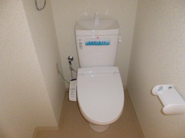 拡大写真:倉敷市水江 3階303のシャワー付トイレ(イメージ)