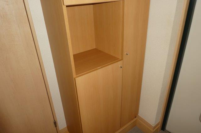 拡大写真:倉敷市老松町1丁目 2階203のシューズボックス(イメージ)
