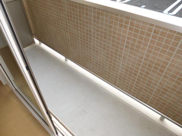 拡大写真:倉敷市西中新田 1階105のベランダ