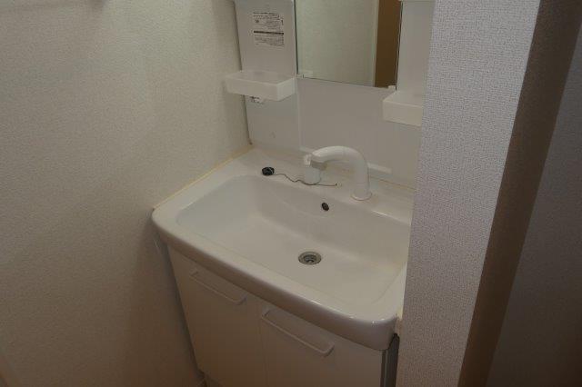 拡大写真:総社市井尻野 2階201の洗髪洗面化粧台(イメージ)