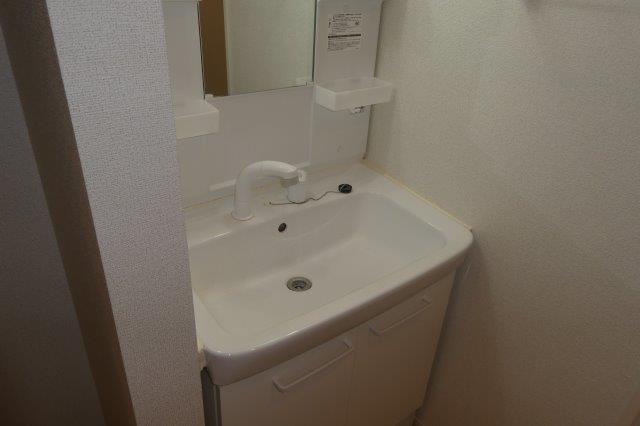 拡大写真:総社市井尻野 2階202の洗髪洗面化粧台