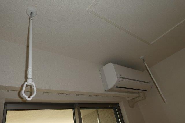拡大写真:総社市井尻野 2階202の室内物干し