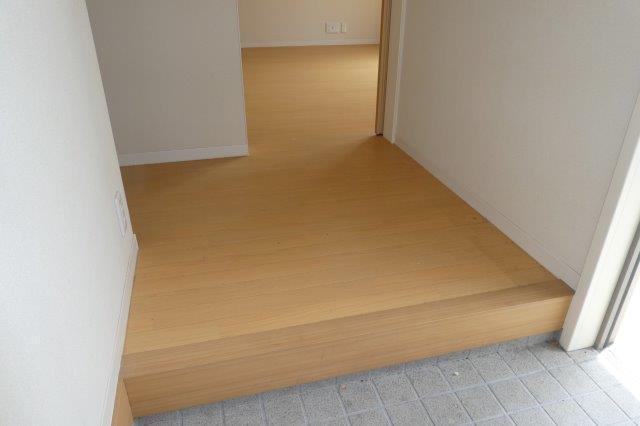 拡大写真：倉敷市浜町１丁目 Ｂの玄関