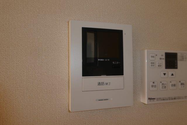 拡大写真：倉敷市浜町１丁目 Ｂのカメラ付インターホン