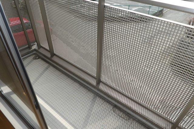 拡大写真：倉敷市浜町１丁目 Ｂのベランダ