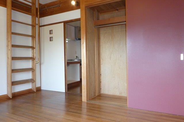 拡大写真:倉敷市中央1丁目 2階203の洋室