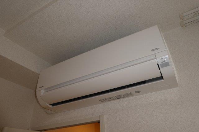 拡大写真:倉敷市羽島 2階203のエアコン(イメージ)