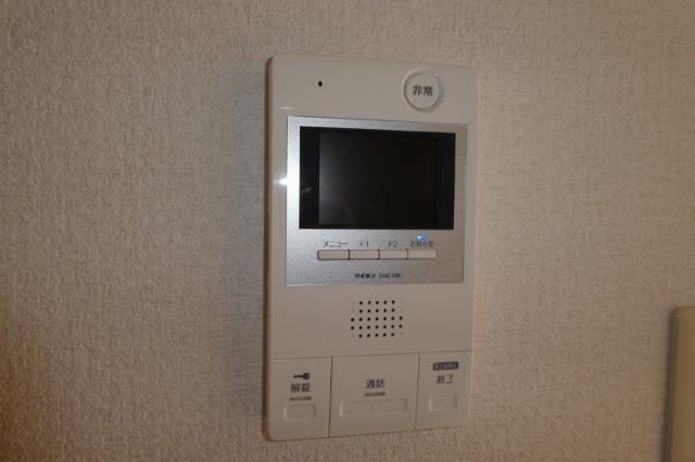 拡大写真：総社市駅南１丁目 1階102のカメラ付インターホン