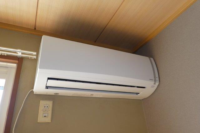 拡大写真:総社市小寺 2階202のエアコン