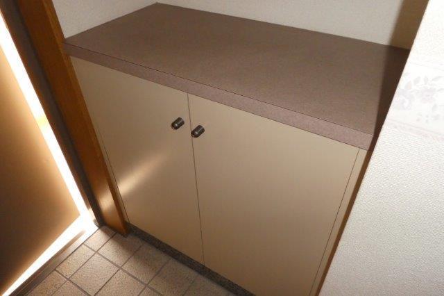 拡大写真:倉敷市茶屋町 1階103の下駄箱(イメージ)