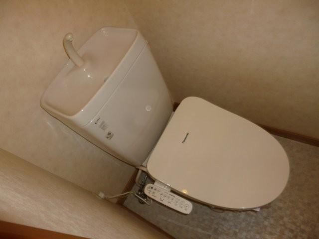 拡大写真:倉敷市昭和2丁目 6階603のシャワー付トイレ(イメージ)