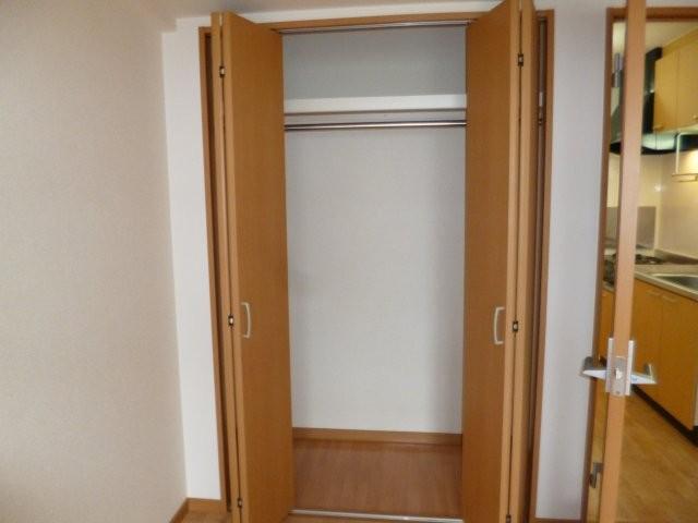 拡大写真:倉敷市昭和2丁目 6階603のクローゼット(イメージ)