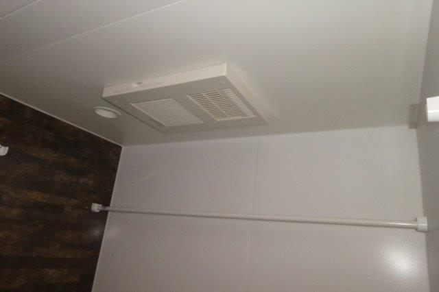 拡大写真:倉敷市茶屋町 2階202の浴室乾燥機