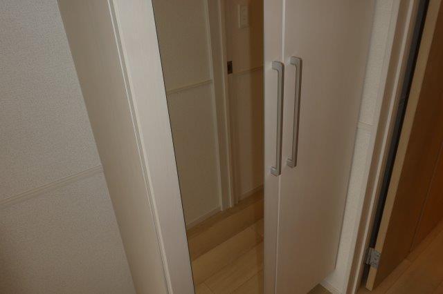 拡大写真:倉敷市藤戸町天城 1階103の下駄箱