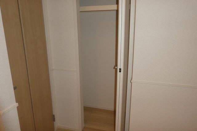 拡大写真:倉敷市藤戸町天城 1階103のクローゼット