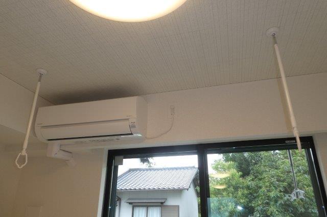 拡大写真:総社市地頭片山 1階101の室内物干し